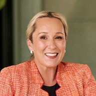 Dominique Vasers - Real Estate Agent