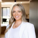 Angelia Williams - Real Estate Agent From - Barry Plant - Narre Warren
