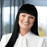 Jacqueline Iversen - Real Estate Agent From - Woodards - Essendon