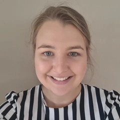 Holly Harrison - Real Estate Agent