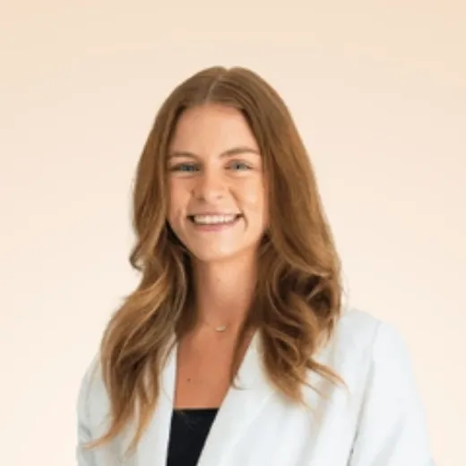 Carly Metcalfe - Real Estate Agent at Clarke & Co Estate Agents