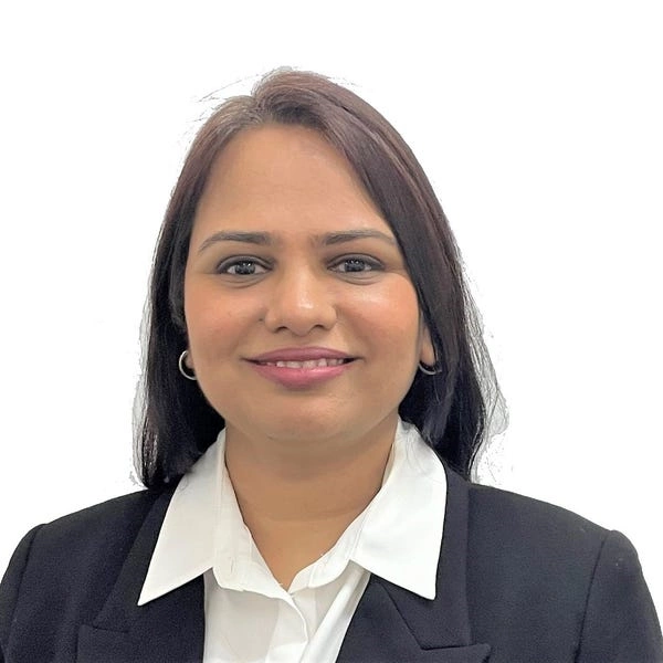 Rekha Tewari Real Estate Agent