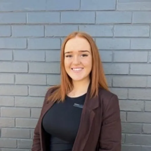 Imogen Steele - Real Estate Agent at Century 21 - Central West