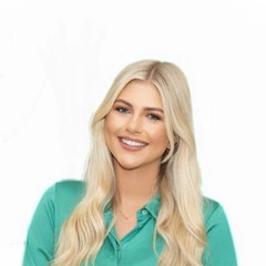 Natalie FraserWatson Real Estate Agent