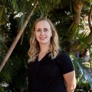 Amanda Woosnam - Real Estate Agent