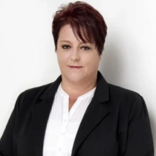 Donna Cartwright - Real Estate Agent at Barnett Real Estate - Geelong