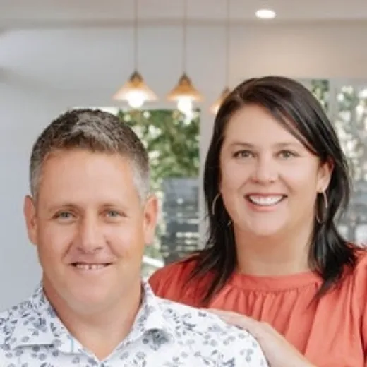 Kass & Pete Livesey - Real Estate Agent at Livesey Property Co. - TEWANTIN