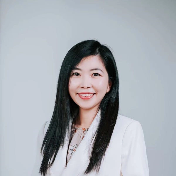 Joanne Yeung Real Estate Agent