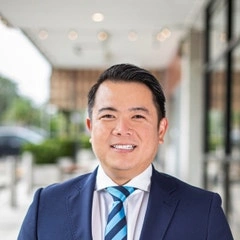 Adi Suryanto Real Estate Agent