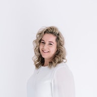 Ashlea Macbeth - Real Estate Agent