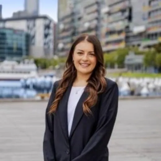Amanda Kelly - Real Estate Agent at Barry Plant - Docklands