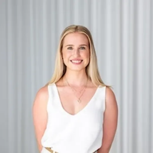Aimee JonssonHarlacz - Real Estate Agent at LJ Hooker Property Connections - Albany Creek |Eatons Hill |Cashmere |Warner |Kallangur