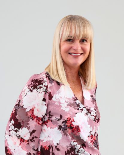 Mandy Arikan - Real Estate Agent at McGrath Estate Agents - NOOSA 