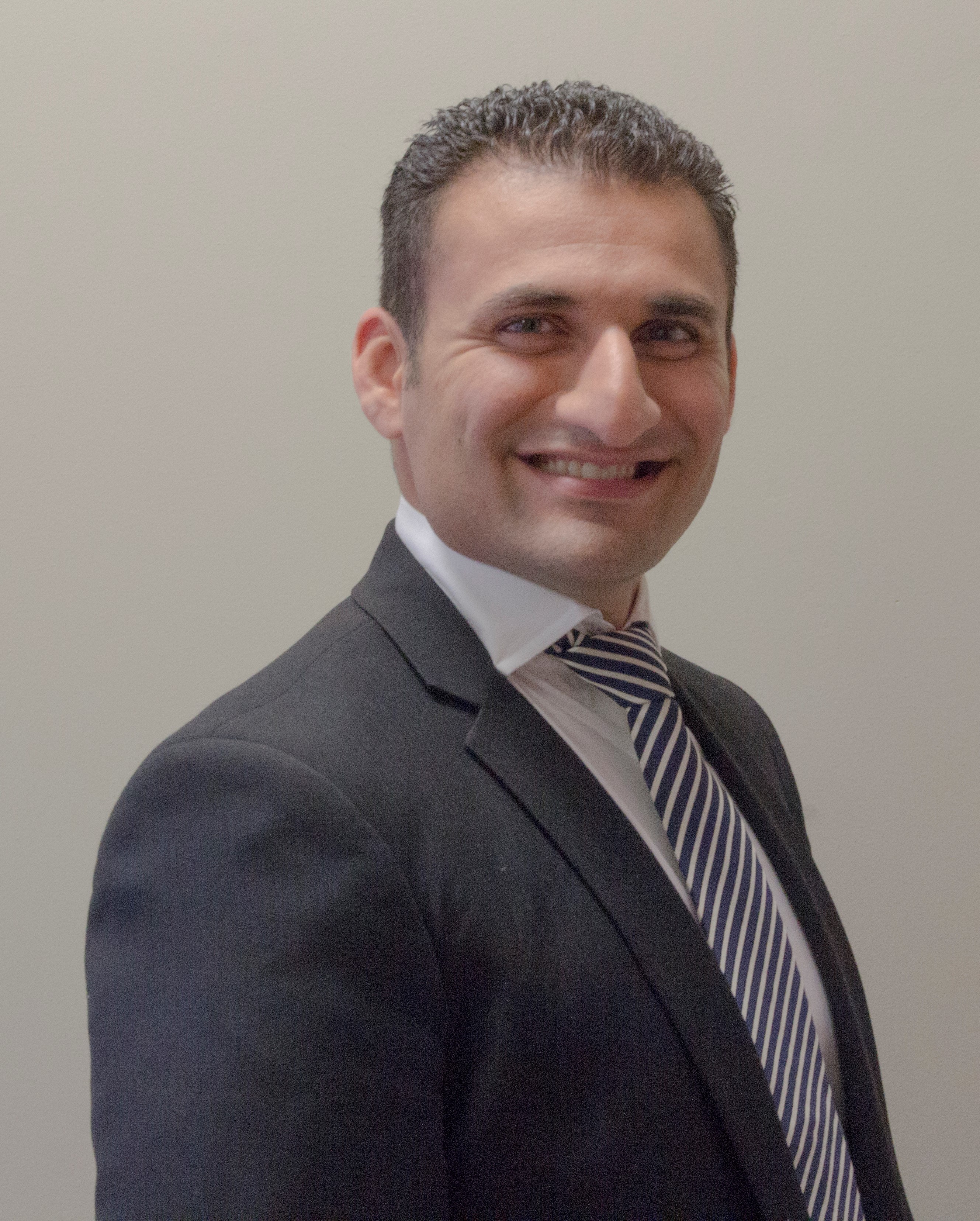 Mani Zadeh  Real Estate Agent