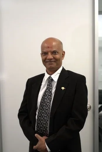 Manish Patel - Real Estate Agent at APM Global - DOCKLANDS