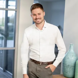 Mark Johnson - Real Estate Agent