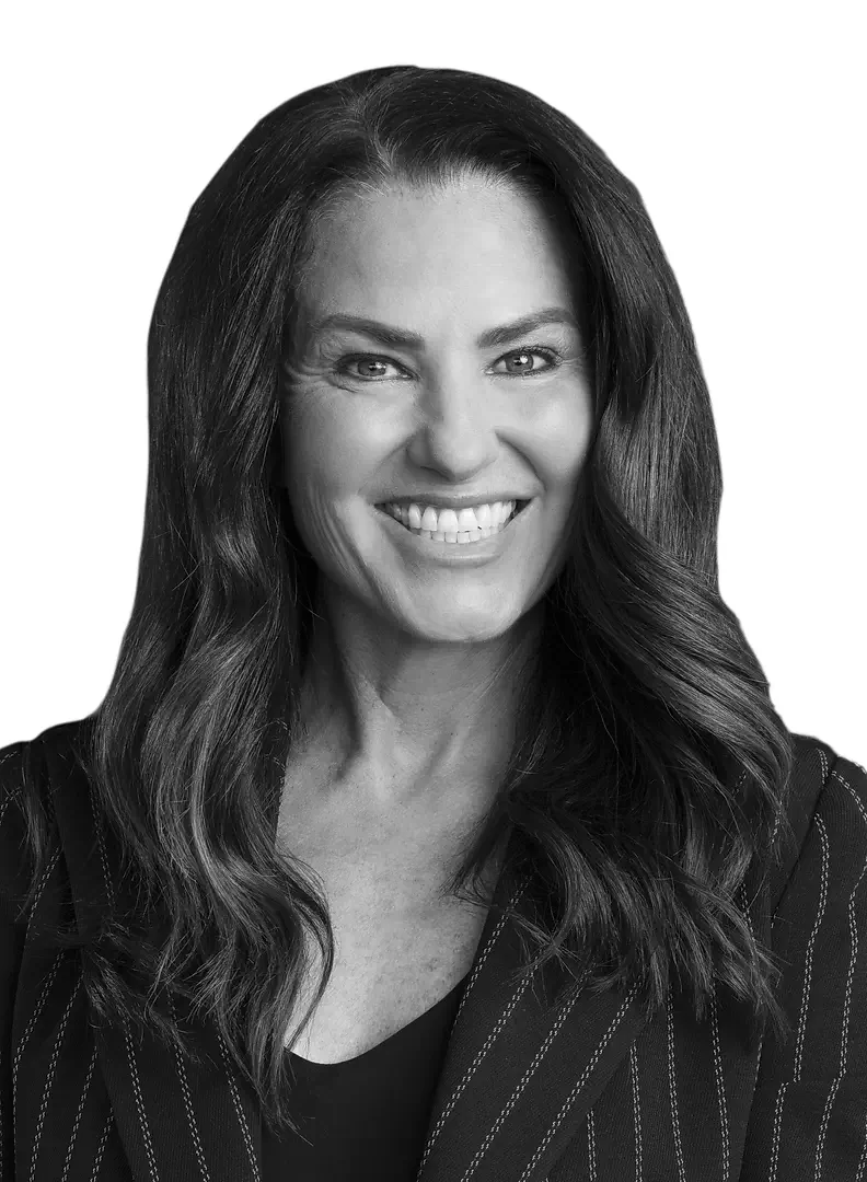 Marnie Seinor - Real Estate Agent