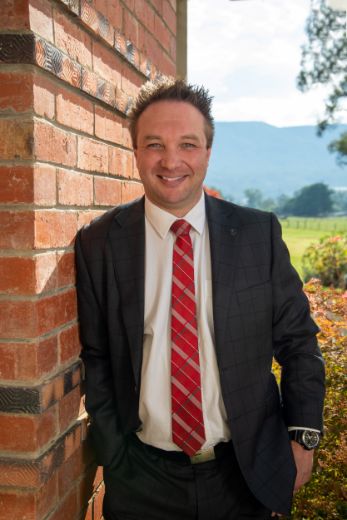 Matt Devisser Devisser - Real Estate Agent at Professionals Yarra Valley - YARRA JUNCTION