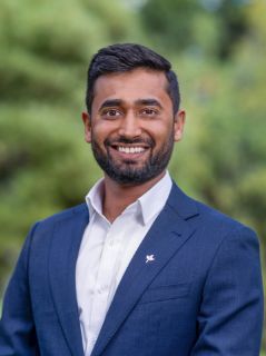 Maulik Patel - Real Estate Agent Maulik Patel - Real Estate Agent