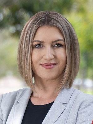 Maya Danoski Real Estate Agent