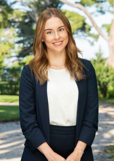 Meagan Dolzer - Real Estate Agent at Barry Plant - Inner City Group