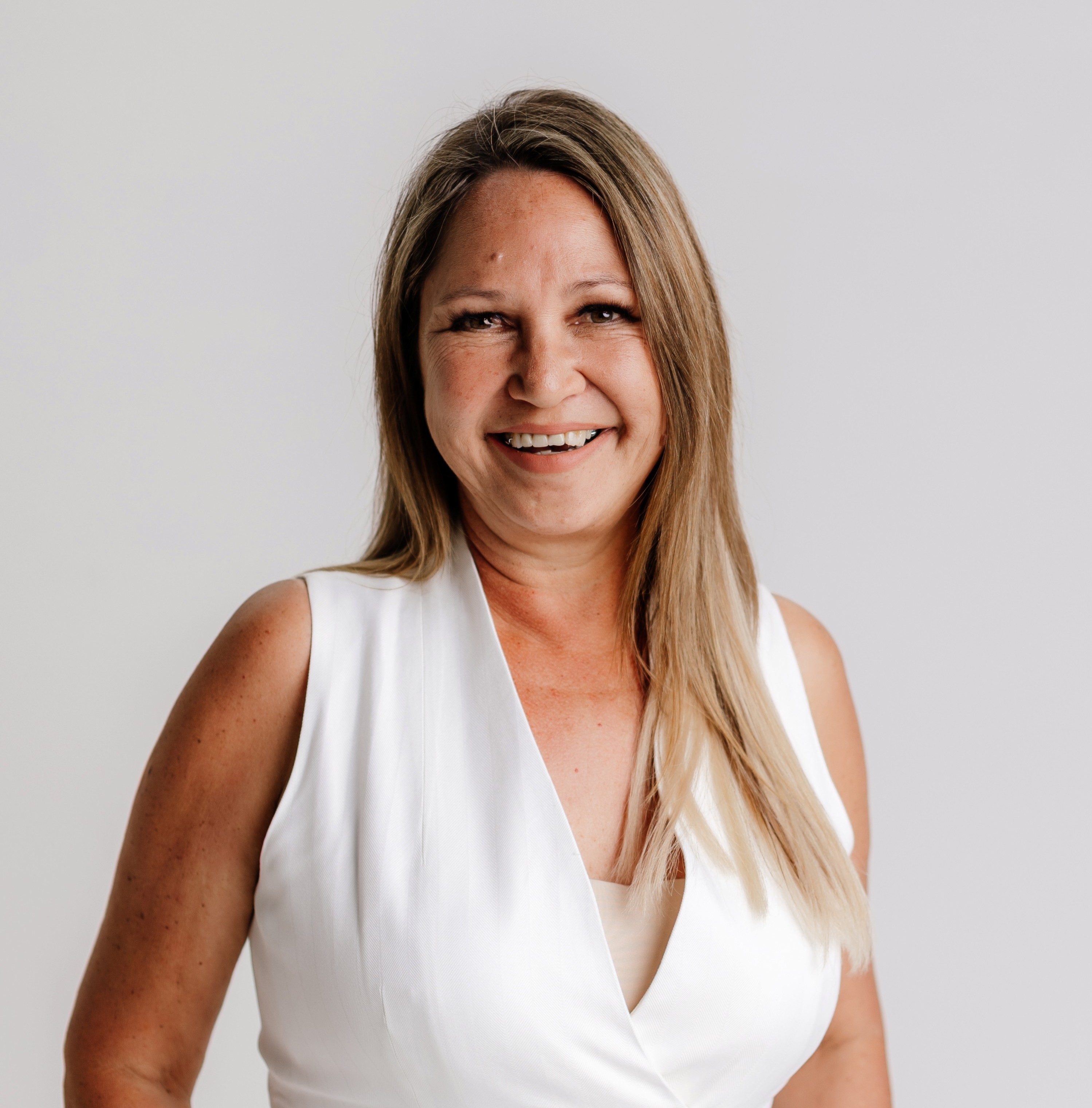 Megan Acutt - Real Estate Agent