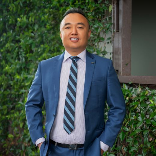 Michael Chang - Real Estate Agent at RE/MAX Next International - WEST END