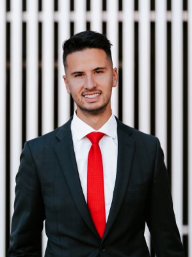 Michael Farina - Real Estate Agent at MMJ Wollongong - WOLLONGONG