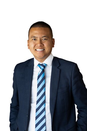 Michael Tran  - Real Estate Agent at Harcourts Marketplace - OXLEY