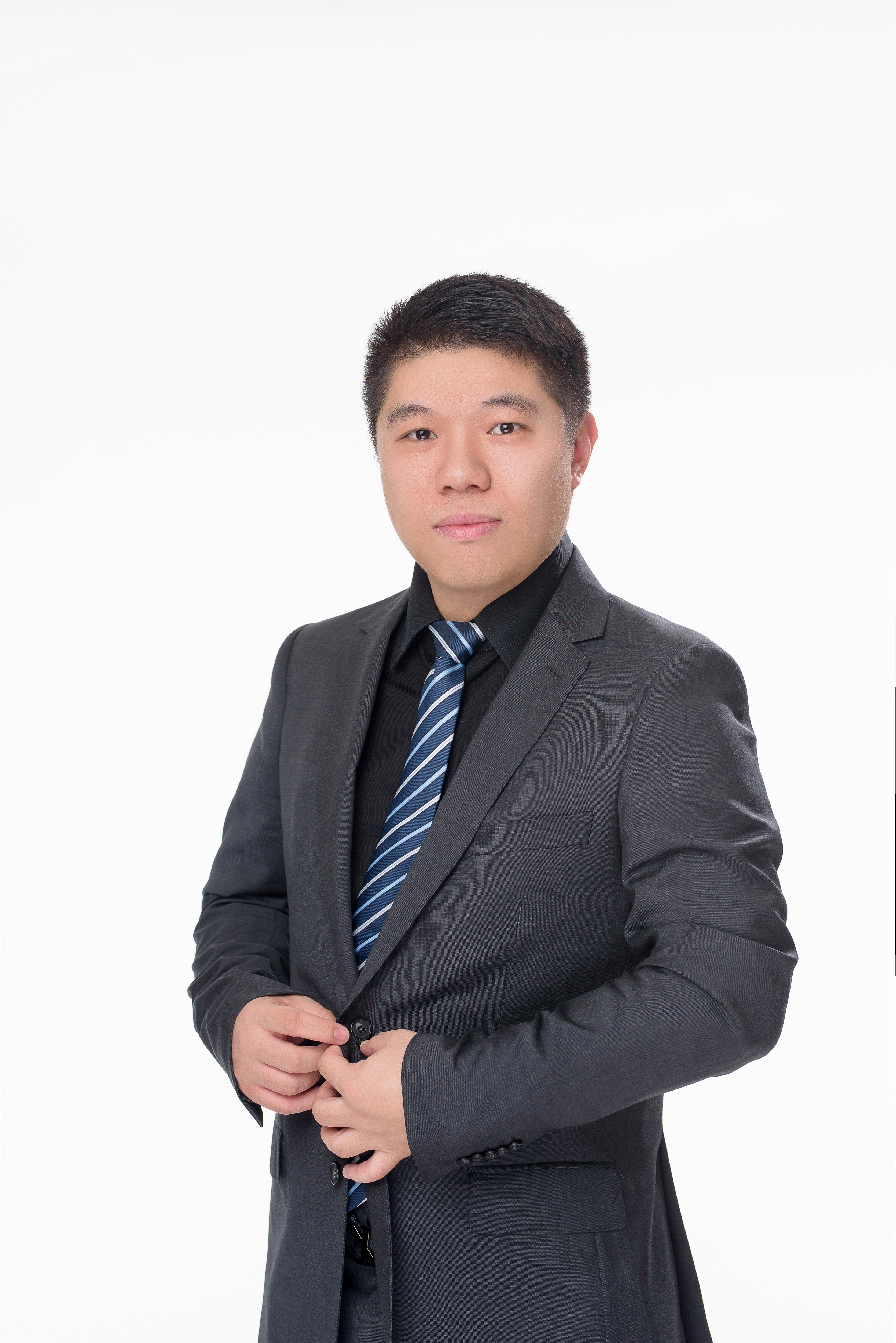 Michael Zhou Real Estate Agent
