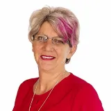 Michelle Connolly - Real Estate Agent From - The Real Estate People - Toowoomba 
