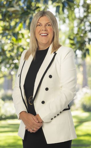 Michelle Chick - Real Estate Agent at Ray White - Werribee
