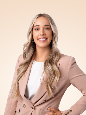 Mikhaela Oldham Real Estate Agent