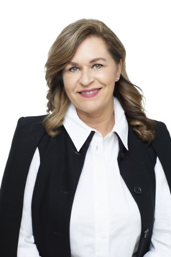 Mimi Simunic - Real Estate Agent at Hayeswinckle - East Geelong 