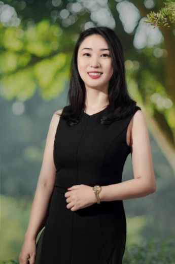 Min Lily Chang - Real Estate Agent at Legend Property - SYDNEY