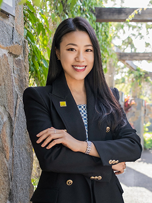 Miranda Cheang - Real Estate Agent