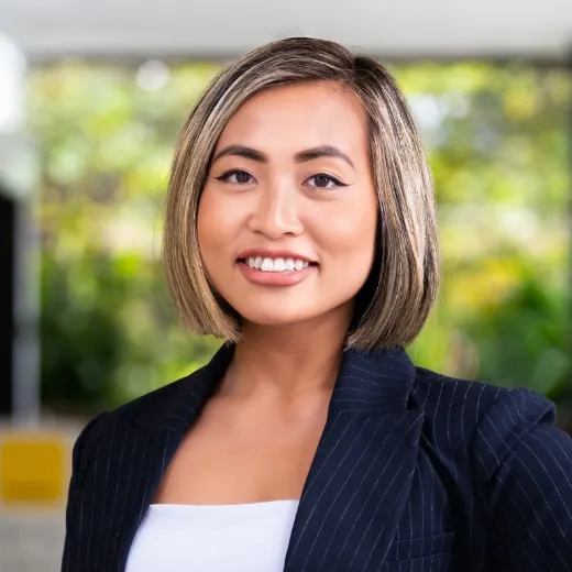 Monica De Luna - Real Estate Agent at Ray White One Group