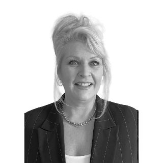 Natalie Moase - Real Estate Agent Natalie Moase - Real Estate Agent