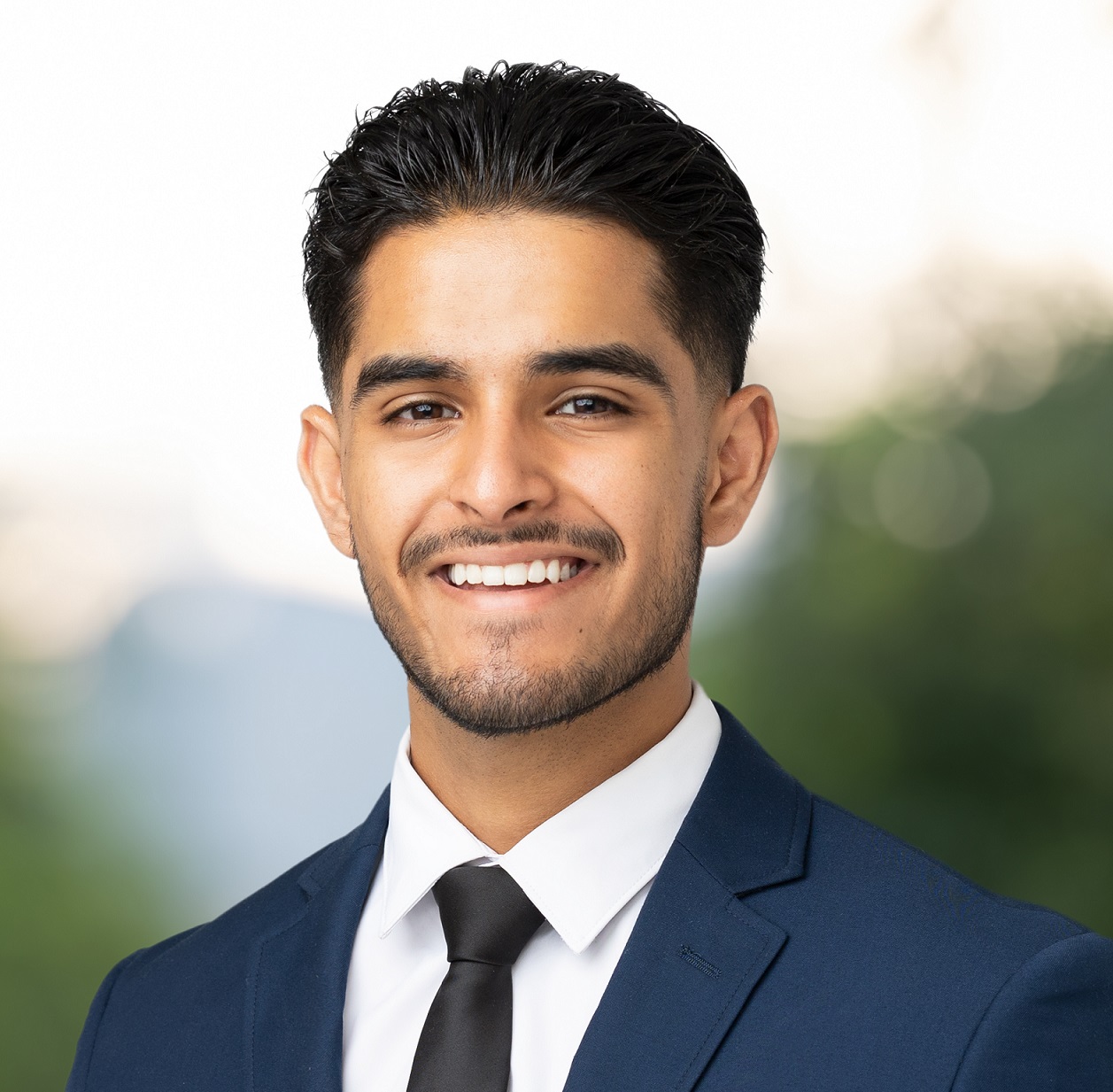 Nav Brar Real Estate Agent