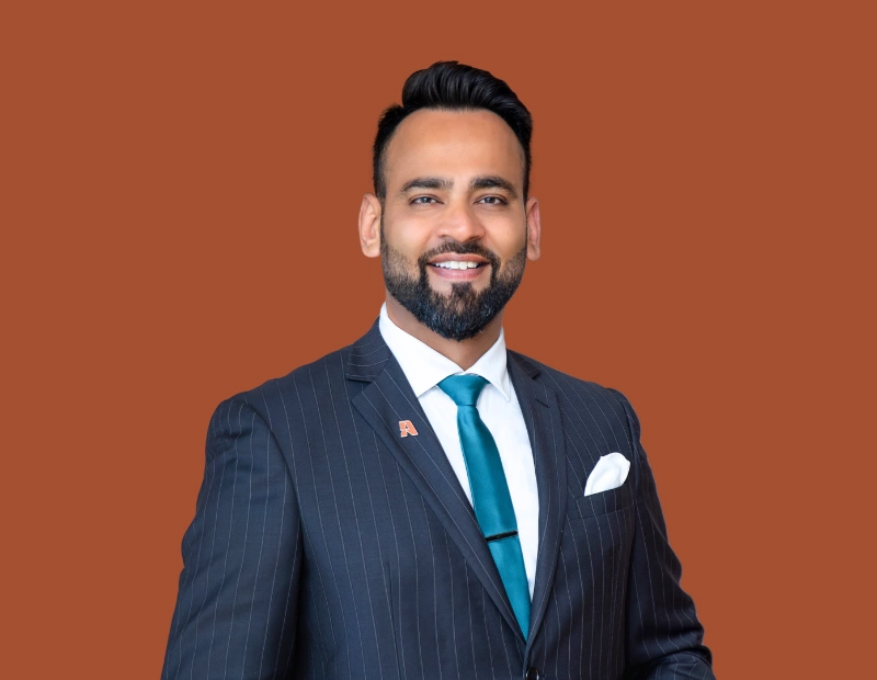 Naval Aulakh Real Estate Agent