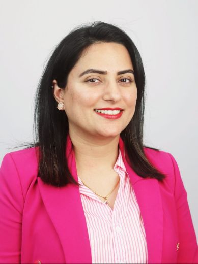 Navpreet Kaur  - Real Estate Agent at BUY SELL RENT PROPERTY GROUP - :