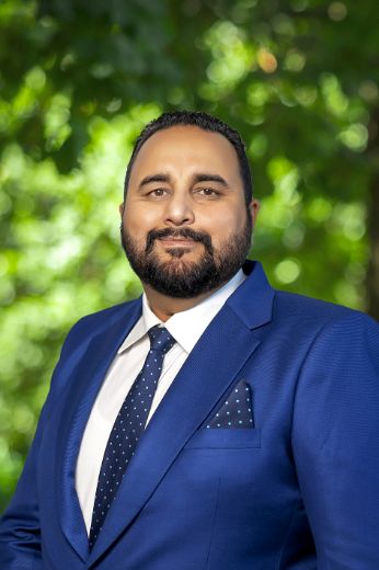 Navtej Singh - Real Estate Agent at Great Realty Group - MOUNT WAVERLEY
