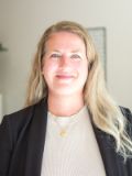 Ngaire Farnsworth - Real Estate Agent From - Geelong Property Managers - NEWTOWN