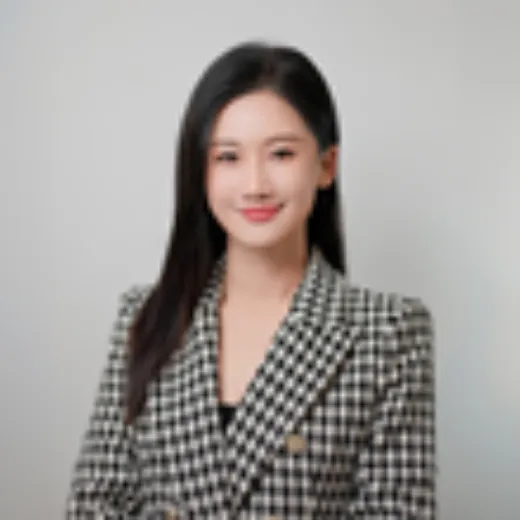Olina Yin - Real Estate Agent at Circle Property