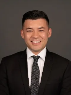 Omid Mahramzadeh - Real Estate Agent