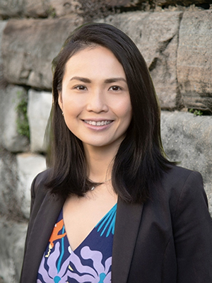 Oona Chen Real Estate Agent