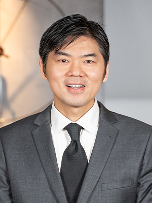 Oscar Huang Real Estate Agent