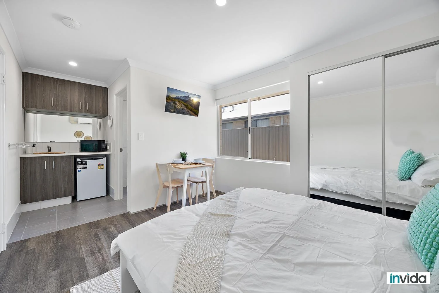 2/4 Jonquil Street, South Yunderup, WA 6208