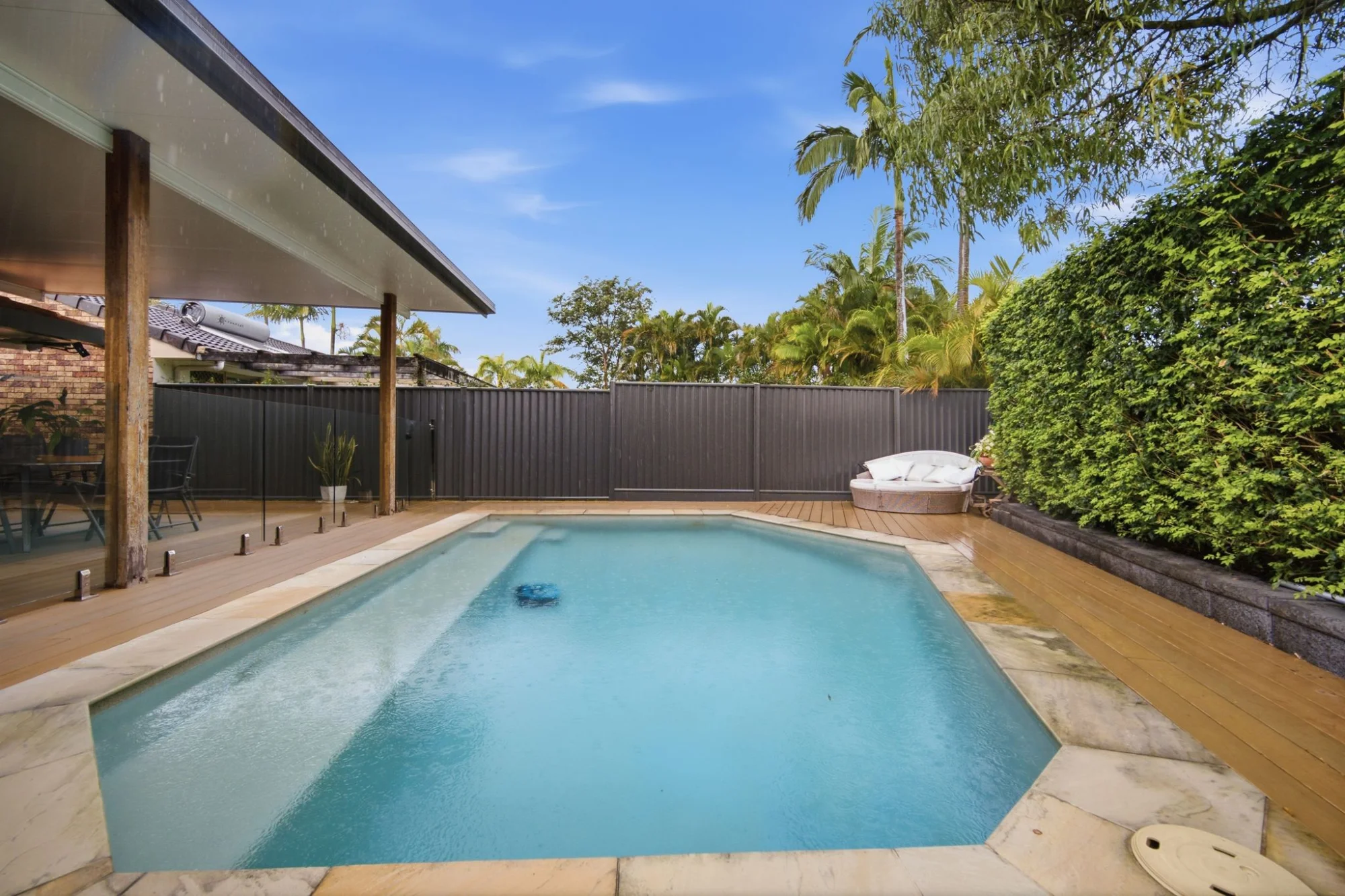 8 Largo Place, Varsity Lakes, Qld 4227
