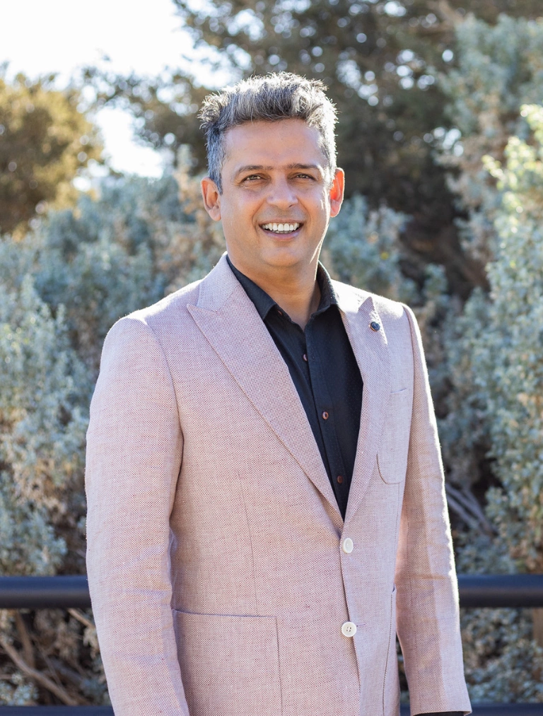 Pankaj Sharma Real Estate Agent